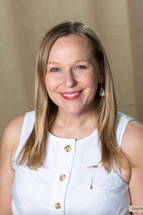 Headshot of Alpha Xi Delta Greek Org Lauren Felts